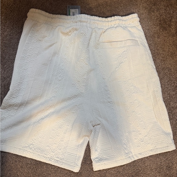 Cream Textured Shirt and Shorts Set for Men - Picture 12 of 13